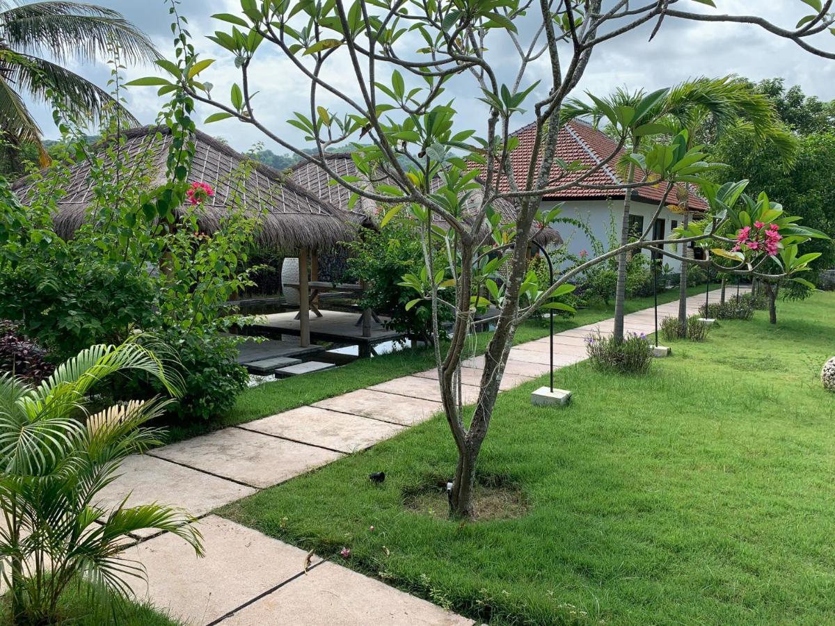 The Club Villas Lombok Sekotong Eksteriør bilde